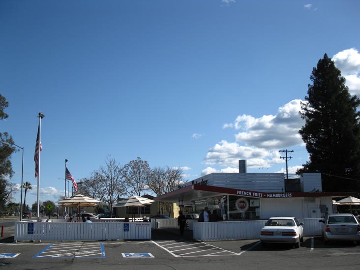 Taylor's Automatic Refresher, 933 Main Street, St. Helena, California, March 10, 2010