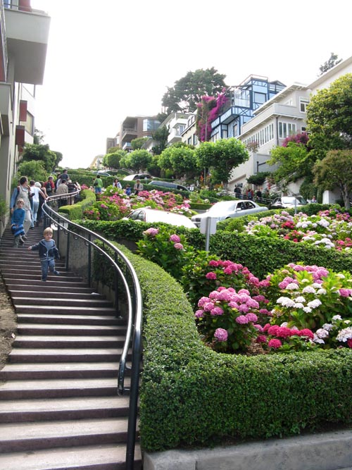 Lombard Street Between Leavenworth and Hyde Streets, Russian Hill, San Francisco, California