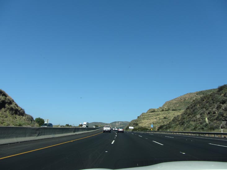 US 101/Ventura Freeway Between Camarillo and Thousand Oaks, California, May 19, 2012
