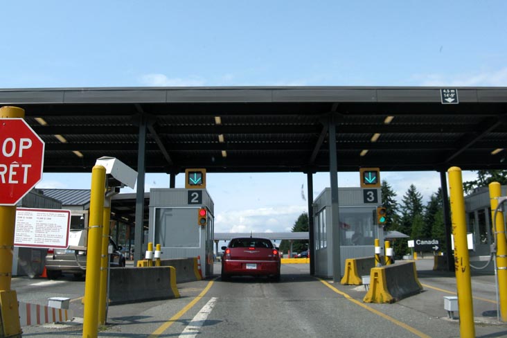 Peace Arch Border Crossing, U.S.-Canada Border, British Columbia-Washington State