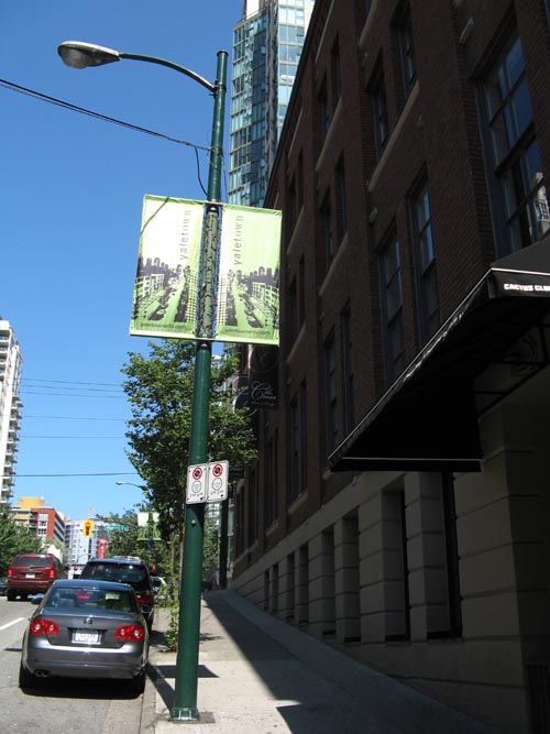 Hamilton Street and Davie Street, NW Corner, Yaletown, Vancouver, BC, Canada