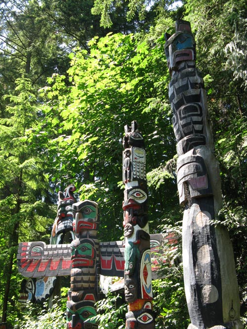 Totem Poles, Totem Park, Capilano Suspension Bridge, North Vancouver, BC, Canada