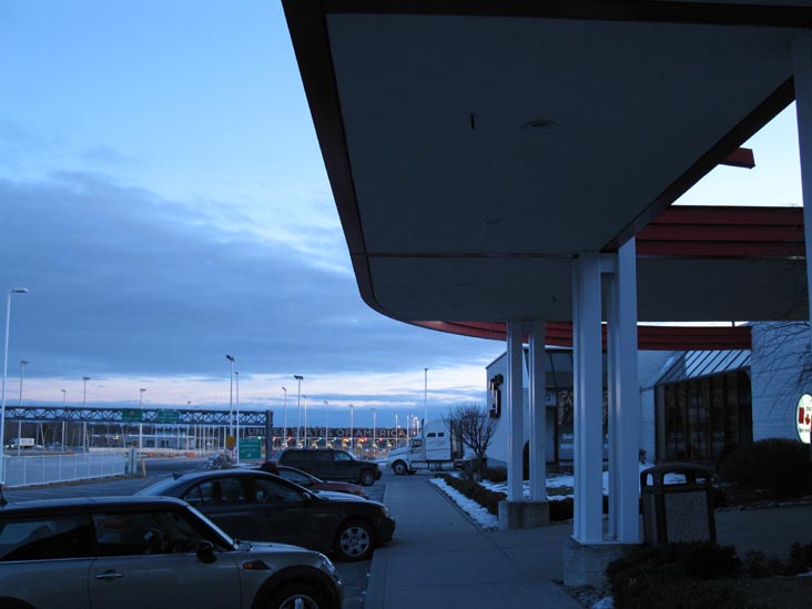 U.S. Canadian Border, IGL Duty Free, Junction Rte. 15 and 87, St. Bernard de Lacolle, Québec, Canada, February 15, 2010