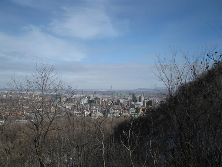 View From Le Belvédère Camillien-Houde/Camillien Houde Lookout, Parc du Mont-Royal/Mount Royal Park, Montréal, Québec, Canada