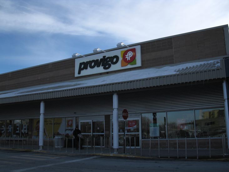 Provigo Préfontaine, 2925, Rue, Sherbrooke Est, Montréal, Québec, Canada