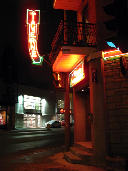 Verres Stérilisés, 800, Rue Rachel Est, Montréal, Québec, Canada