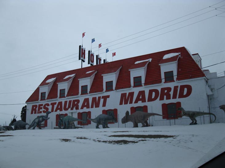 Restaurant Madrid, Autoroute 20, Exit 202, St.-Léonard d'Aston, Québec, Canada, February 14, 2010