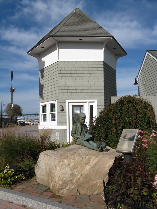 Eugene O'Neill Statue, New London Harbor, New London, Connecticut