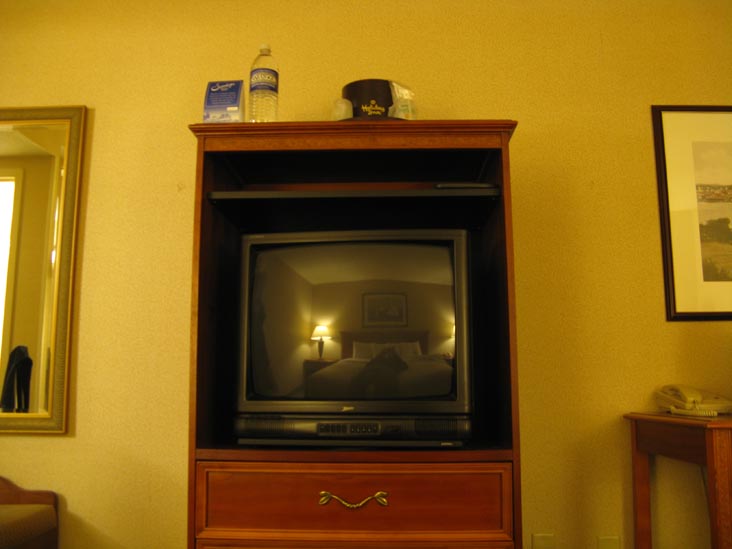 Room, Holiday Inn, 269 North Frontage Road, New London, Connecticut