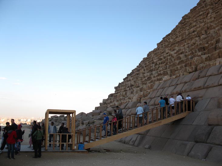 Pyramid of Menkaure, Giza Pyramid Complex, Cairo, Egypt