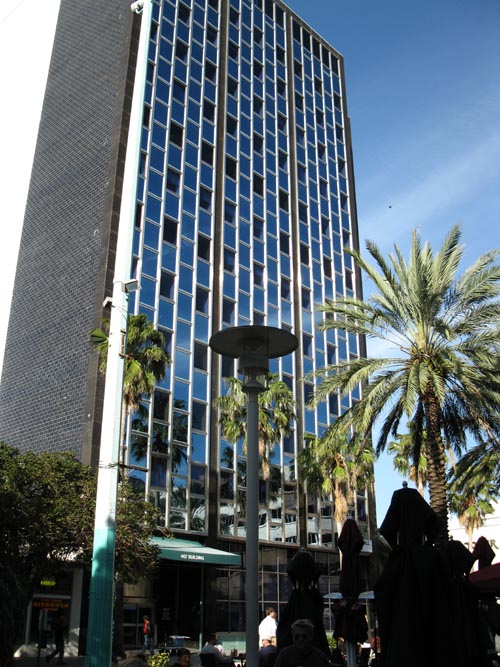407 Lincoln Road Building, Lincoln Road and Washington Avenue, NW Corner, South Beach, Miami, Florida
