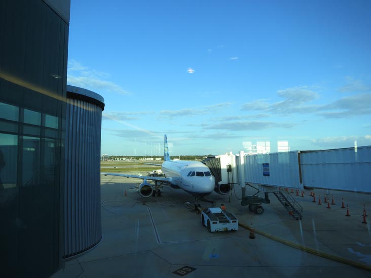 Sarasota-Bradenton International Airport, Sarasota, Florida, November 11, 2012