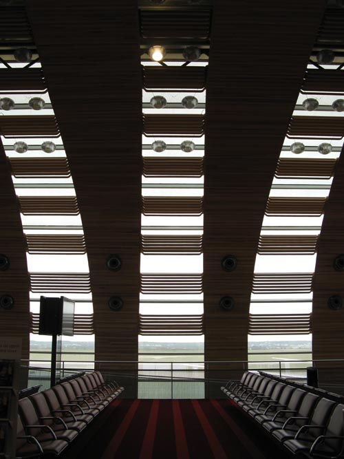 Terminal 2E, Aéroport Paris-Charles de Gaulle (Charles de Gaulle Airport), Paris, France