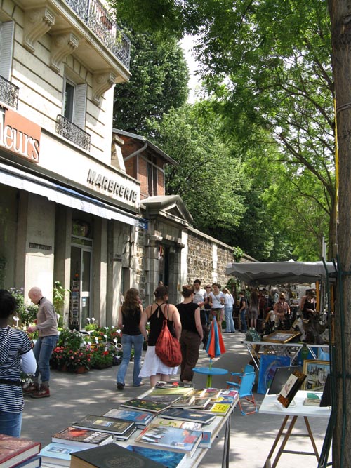 Antiquité Brocante, Boulevard Ménilmontant-Père Lachaise, 20e Arrondissement, Paris, France, May 24, 2009