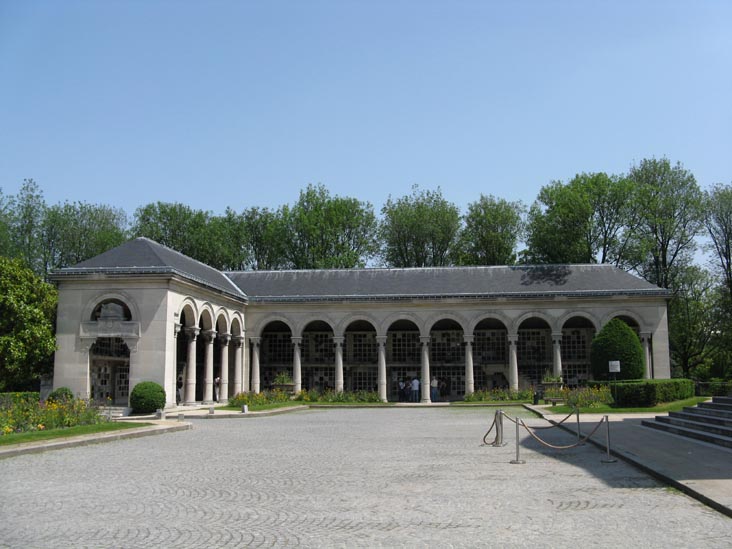 Columbarium, Cimetière du Père-Lachaise (Père-Lachaise Cemetery), 20e Arrondissement, Paris, France