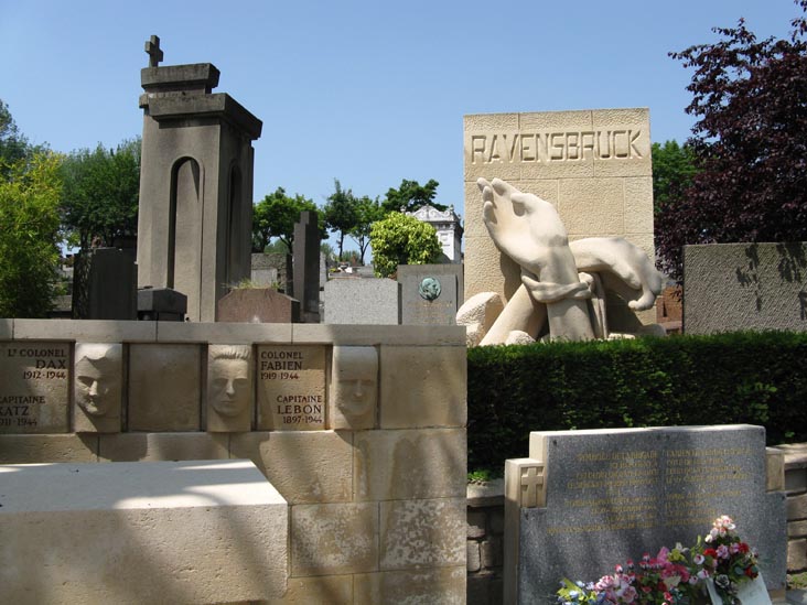 World War II Memorials, Cimetière du Père-Lachaise (Père-Lachaise Cemetery), 20e Arrondissement, Paris, France