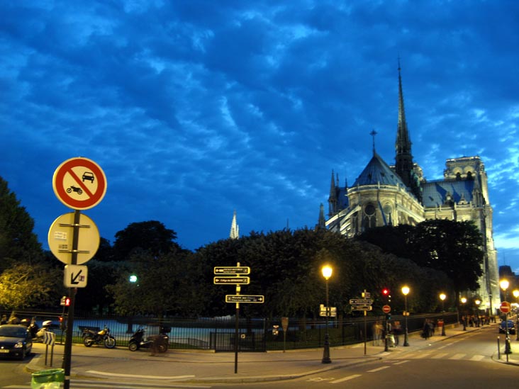 Cathédrale Notre-Dame de Paris, 6 Parvis Notre-Dame-Place Jean-Paul II, 4e Arrondissement, Paris, France