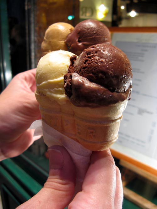 Berthillon Ice Cream, Pom'Cannelle, 27, Rue des Deux Ponts, 4e Arrondissement, Paris, France
