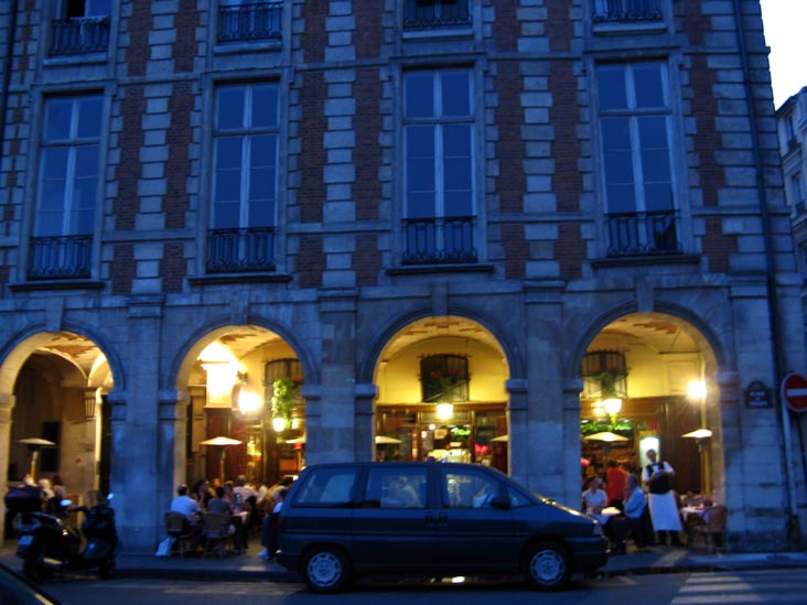 Restaurant Ma Bourgogne, 19, Place des Vosges, 4e Arrondissement, Paris, France