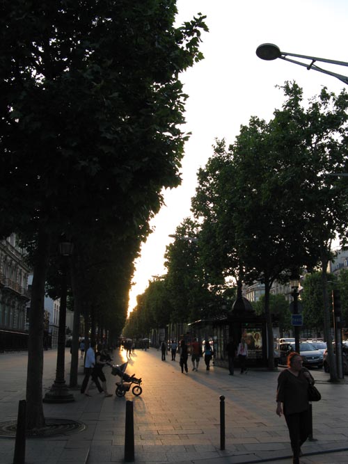 Champs-Élysées, 8e Arrondissement, Paris, France