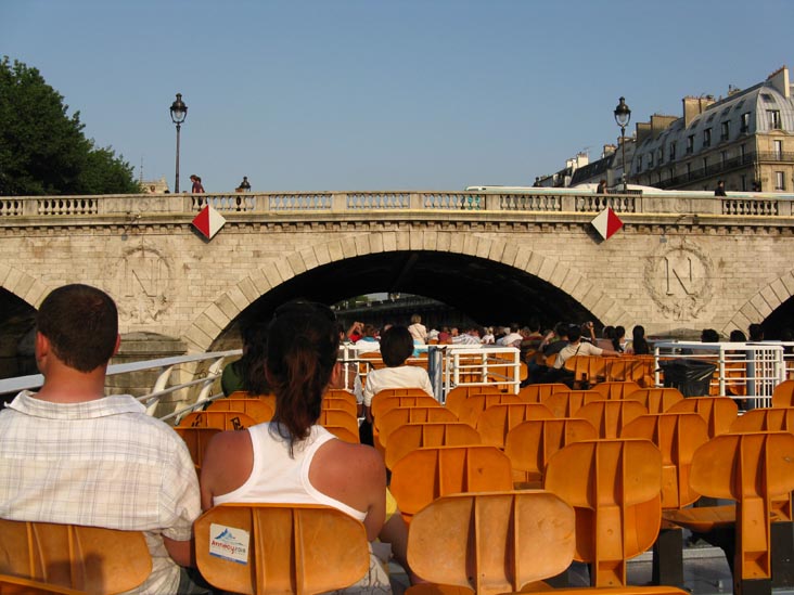 Pont Saint-Michel, Bateaux-Mouches Sightseeing Cruise, River Seine, Paris, France