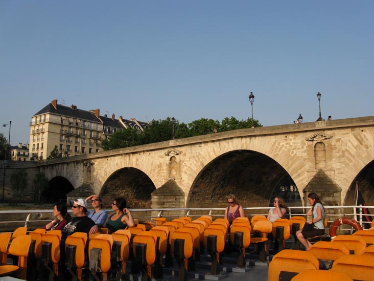 Pont Marie, Bateaux-Mouches Sightseeing Cruise, River Seine, Paris, France