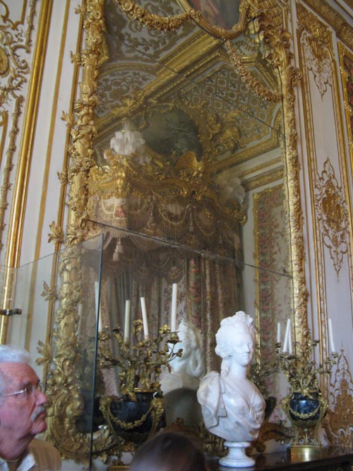 Queens' Bedchamber (La Chambre de la Reine), Queen's Grand Apartment (Grand Appartement de la Reine), Château de Versailles (Palace of Versailles), Versailles, France