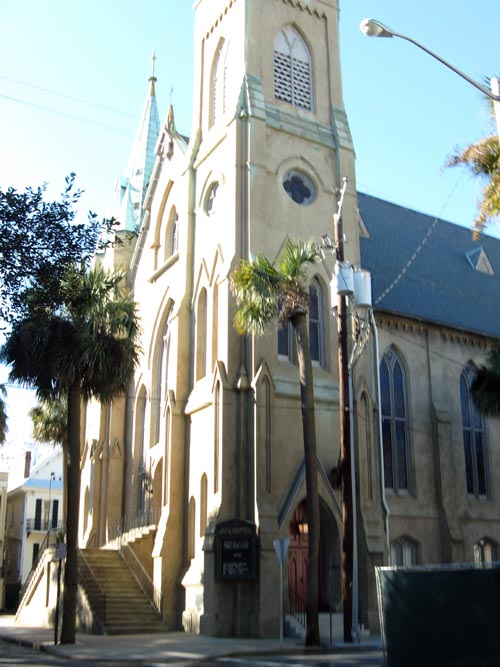 Wesley Monumental United Methodist Church, 429 Abercorn Street, Calhoun Square, Savannah, Georgia