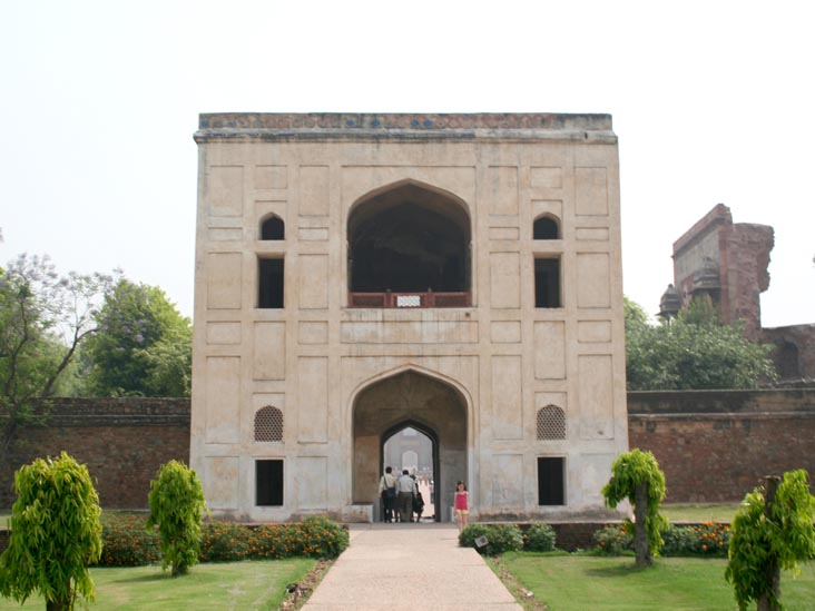 Gate, Humayun's Tomb, South Delhi, India