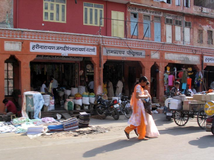 Tripolia Bazar, Old City, Jaipur, Rajasthan, India