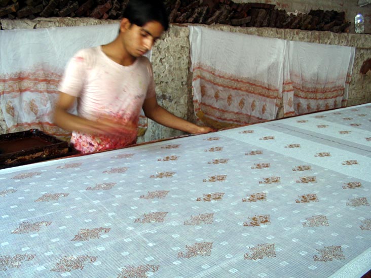 Block Print Demonstration, Krishna Textiles, Sitaram Puri, Amer Road, Jaipur, Rajasthan, India 