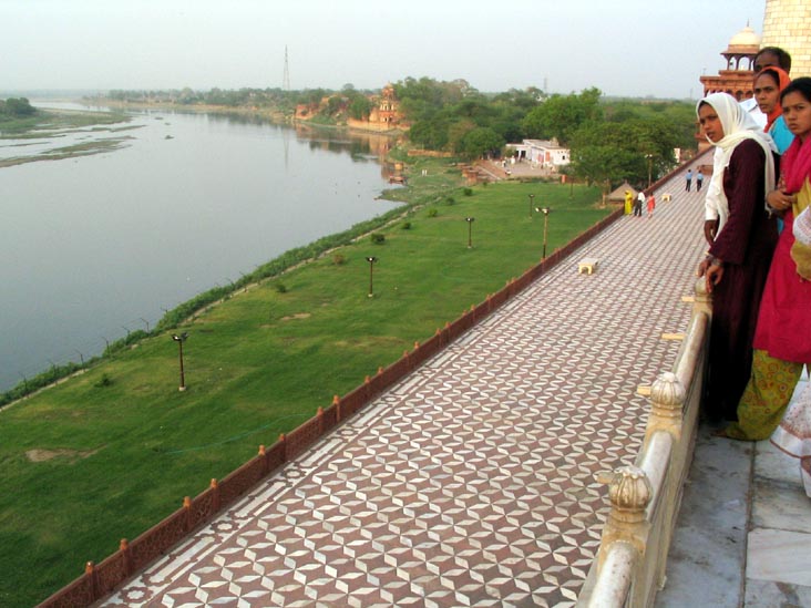 Yamuna River, Taj Mahal, Agra, Uttar Pradesh, India