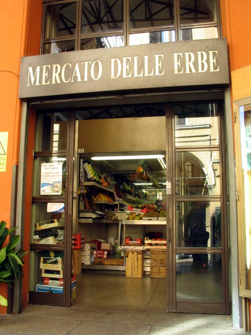 Mercato delle Erbe (Ugo Bassi Market), Bologna, Emilia-Romagna, Italy