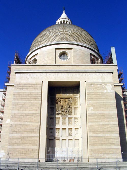 Basilica dei Santi Pietro e Paolo, EUR (Esposizione Universale Roma), Rome, Lazio, Italy