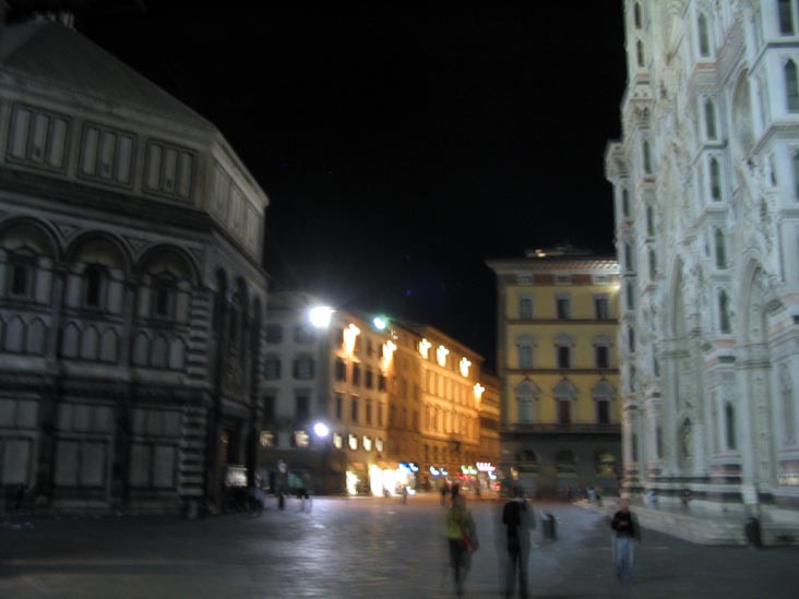 Piazza Del Duomo, Florence, Tuscany, Italy