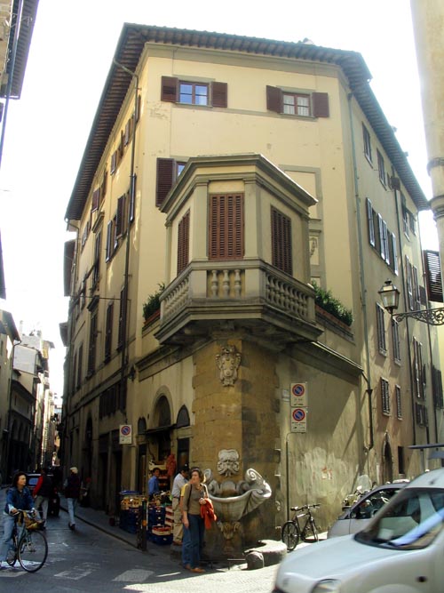Borgo San Jacopo and Via dello Osprone, Oltrarno, Florence, Tuscany, Italy
