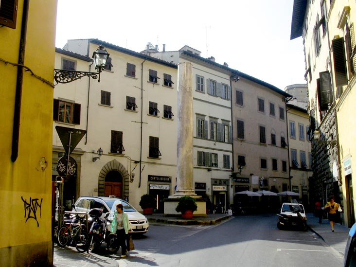Via Maggio at Via Romana, Oltrarno, Florence, Tuscany, Italy
