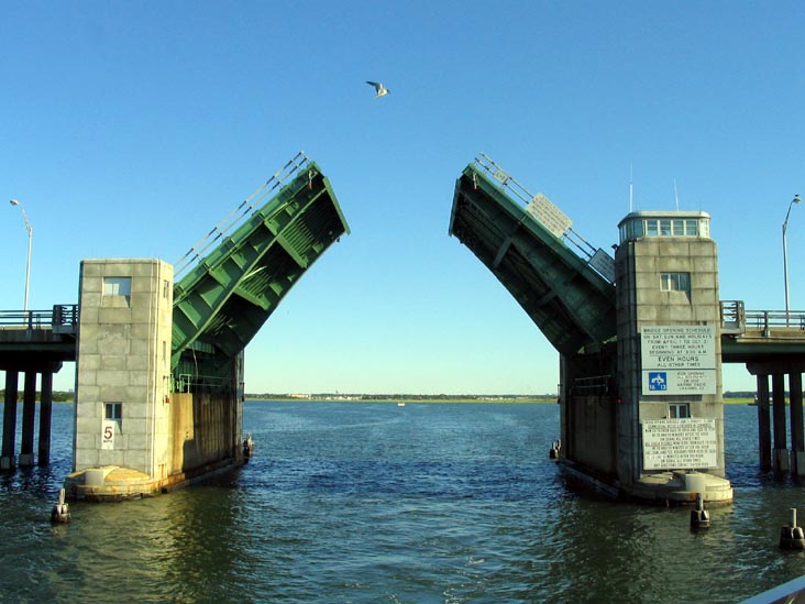 Loop Parkway Bridge, Half Day Fluke Fishing, Capt Lou VII, Freeport, Long Island, New York
