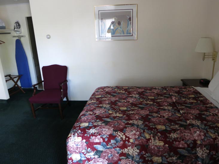 Room 43, Traveler's Inn, 130 Pleasant Street, Brunswick, Maine, July 5, 2013