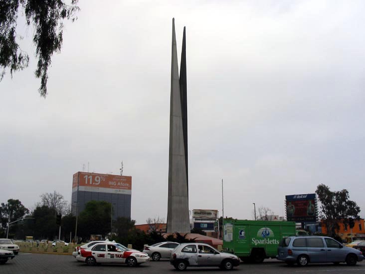 Avenida Independencia and Avenida Paseo de los Héroes, Tijuana, Baja California, Mexico