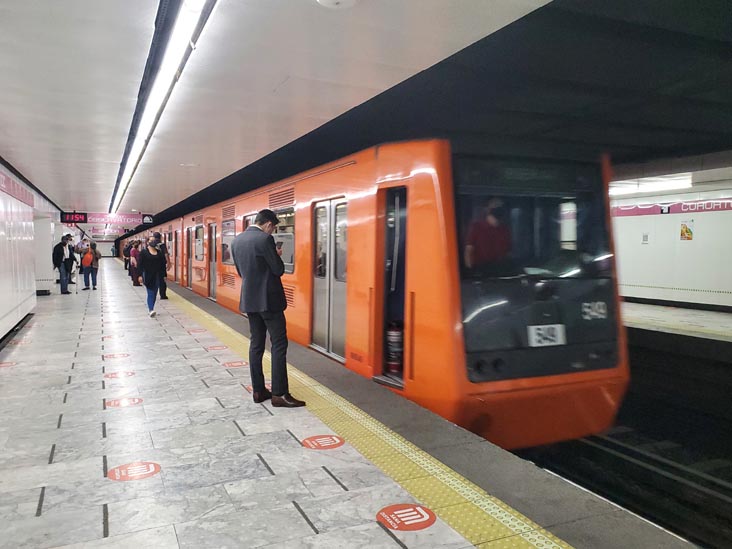Linea 1 Subway Train, Cuauhtémoc Metro Station, Colonia Juárez, Mexico City/Ciudad de México, Mexico, August 10, 2021