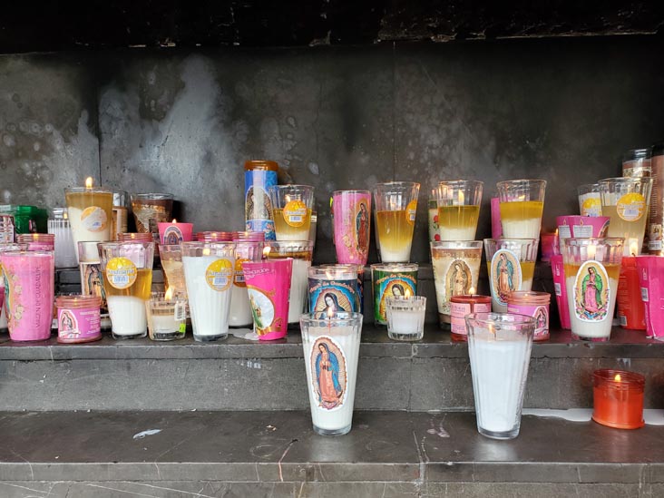 Candles, Iglesia del Cerrito, Basílica de Santa María de Guadalupe, Colonia Villa de Guadalupe, Mexico City/Ciudad de México, Mexico, August 14, 2021