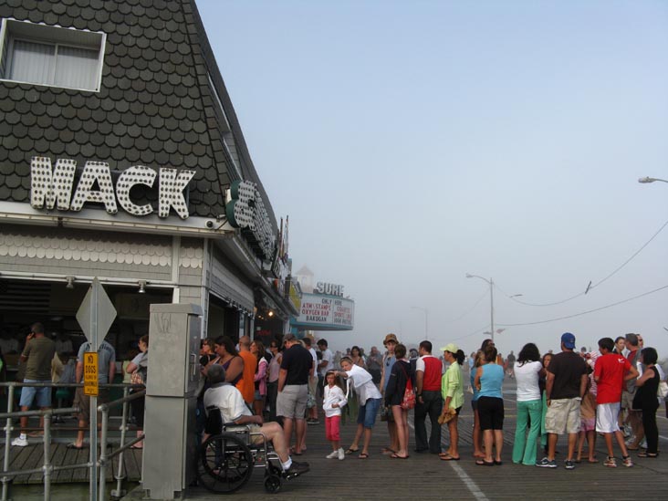 Mack & Manco Pizza, 12th Street and Boardwalk, Ocean City, New Jersey