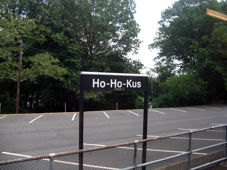 Ho-Ho-Kus Station, Port Jervis Line, New Jersey Transit