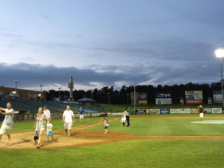 Post-Game Running The Bases, Lakewood BlueClaws vs. Asheville Tourists, FirstEnergy Park, Lakewood, New Jersey, August 3, 2014