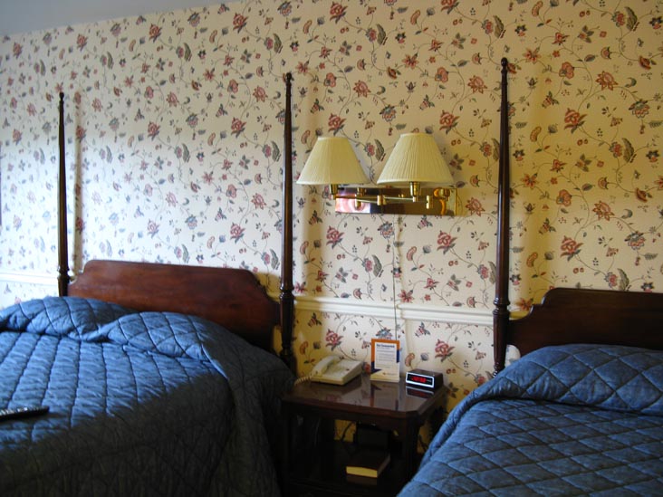 Room 252, Pine Barn Inn, 1 Pine Barn Place, Danville, Pennsylvania