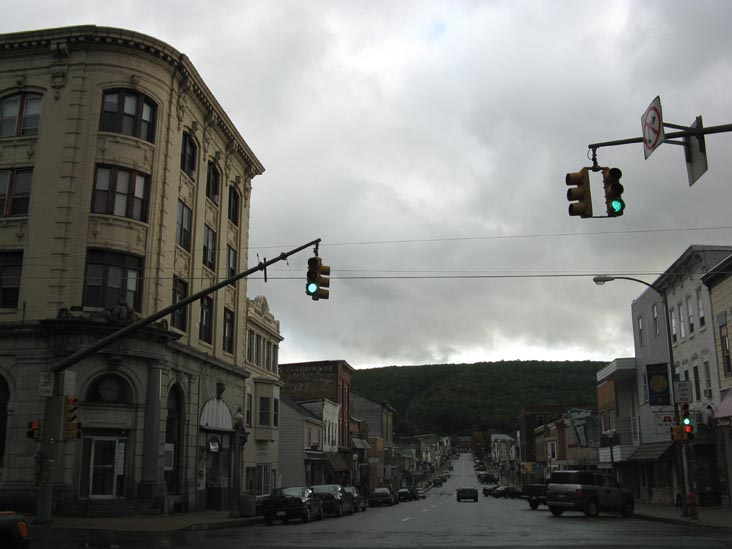 Oak Street and 3rd Street, Looking South, Mt. Carmel, Pennsylvania, September 27, 2009