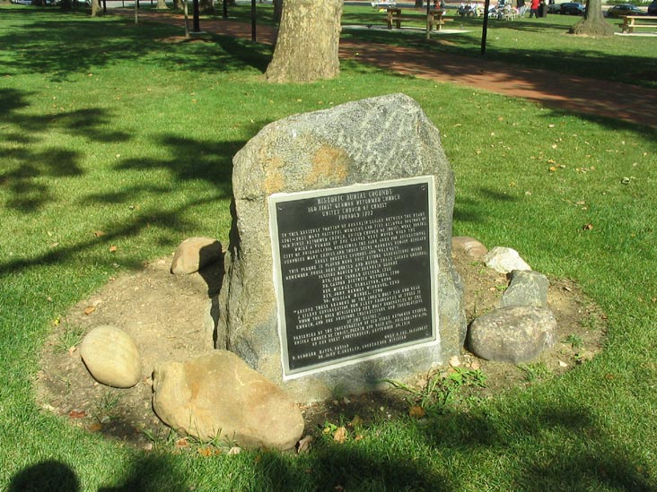 Old First German Reformed Church Burial Grounds Marker, Franklin Square, Center City Philadelphia, Pennsylvania