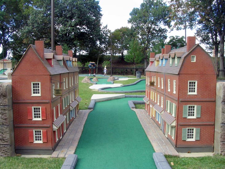 Elfreth's Alley, 4th Hole, Philly Mini Golf, Franklin Square, Center City Philadelphia, Pennsylvania