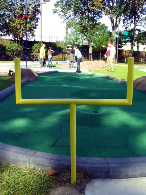 Philadelphia Sports, 16th Hole, Philly Mini Golf, Franklin Square, Center City Philadelphia, Pennsylvania